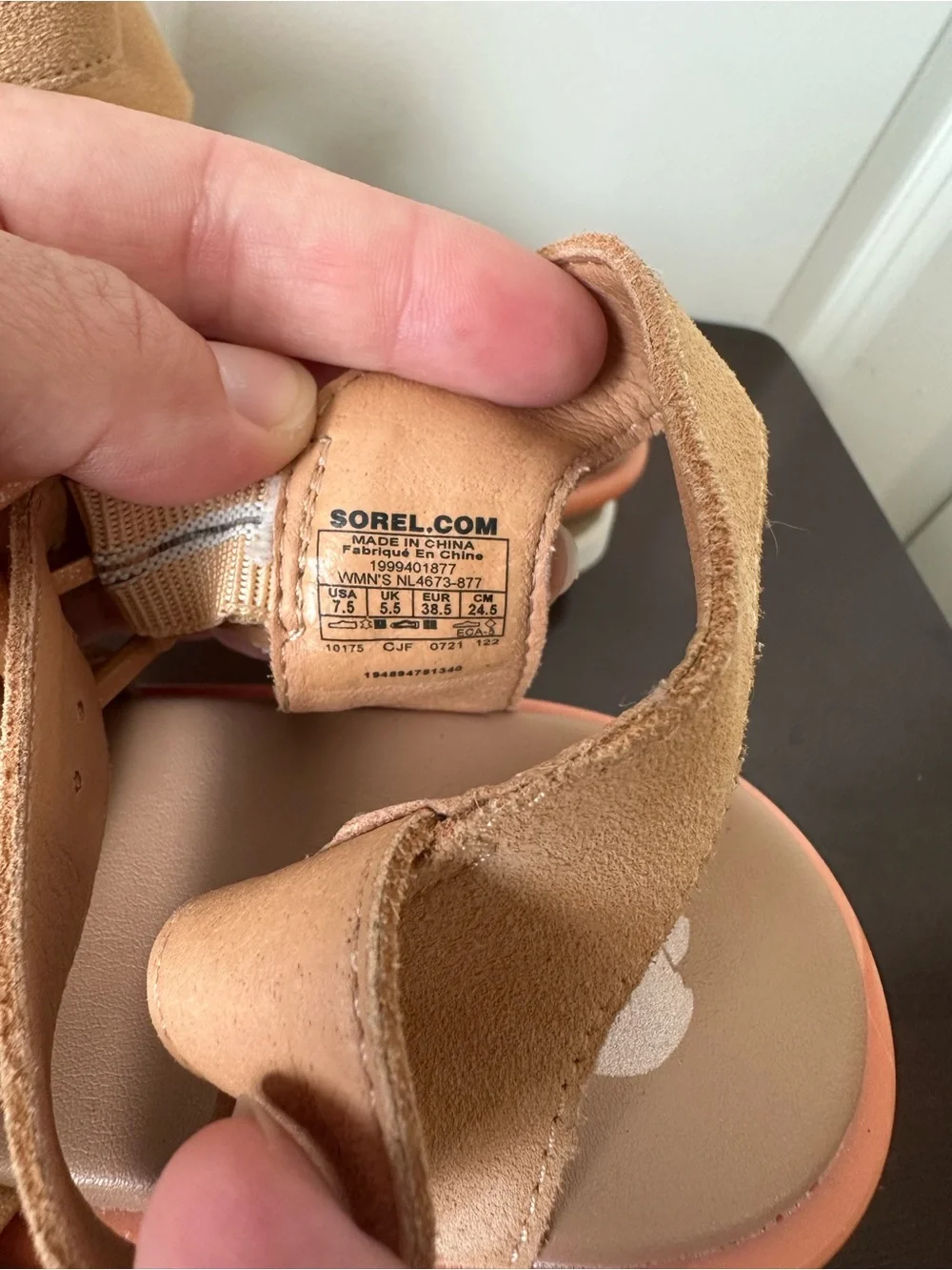 SOREL Joanie III Beige Strappy Platform Sandals Shoes Size 7.5